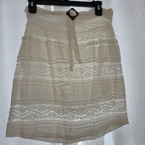 Chic Lace A-Line Skirt in Cream